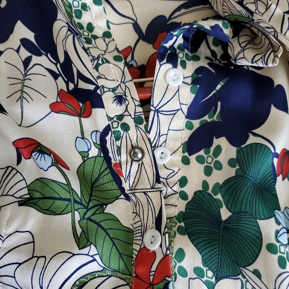 🎈SOLD 🎈NWT Tie Neck Printed Midi  Floral Dress in S - Picture 12 of 15